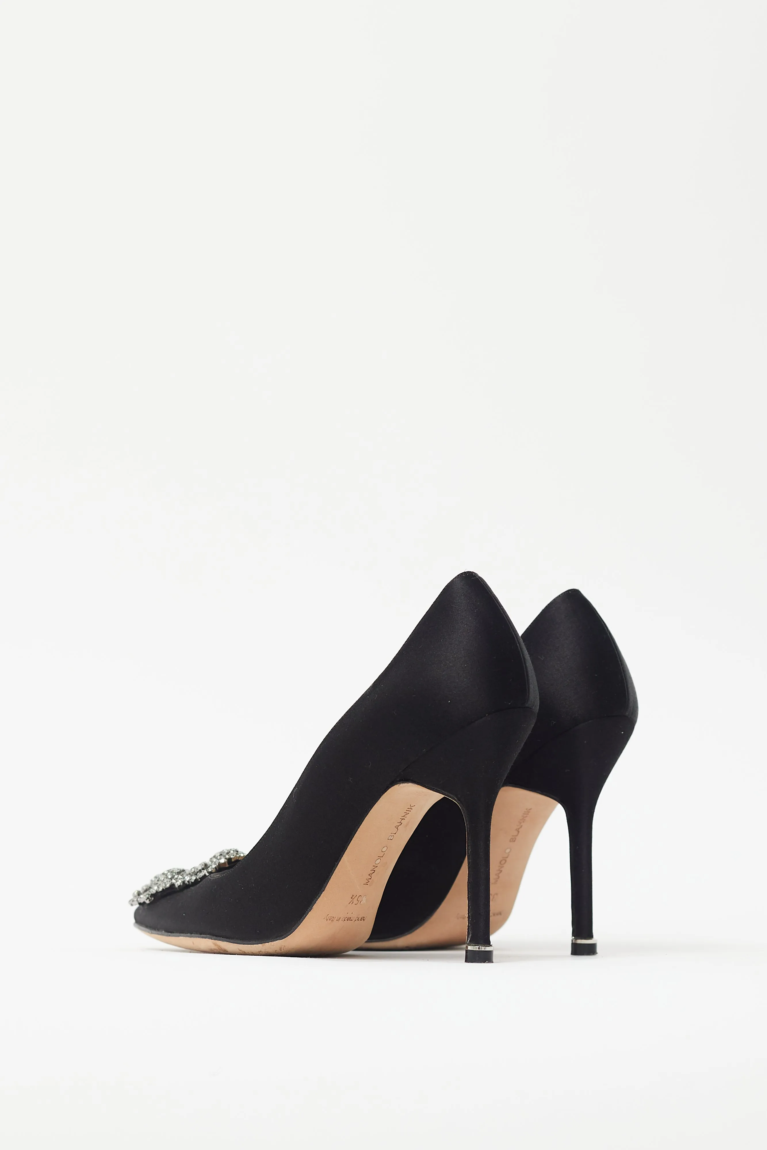 Black Satin Hangisi Embellished Pump