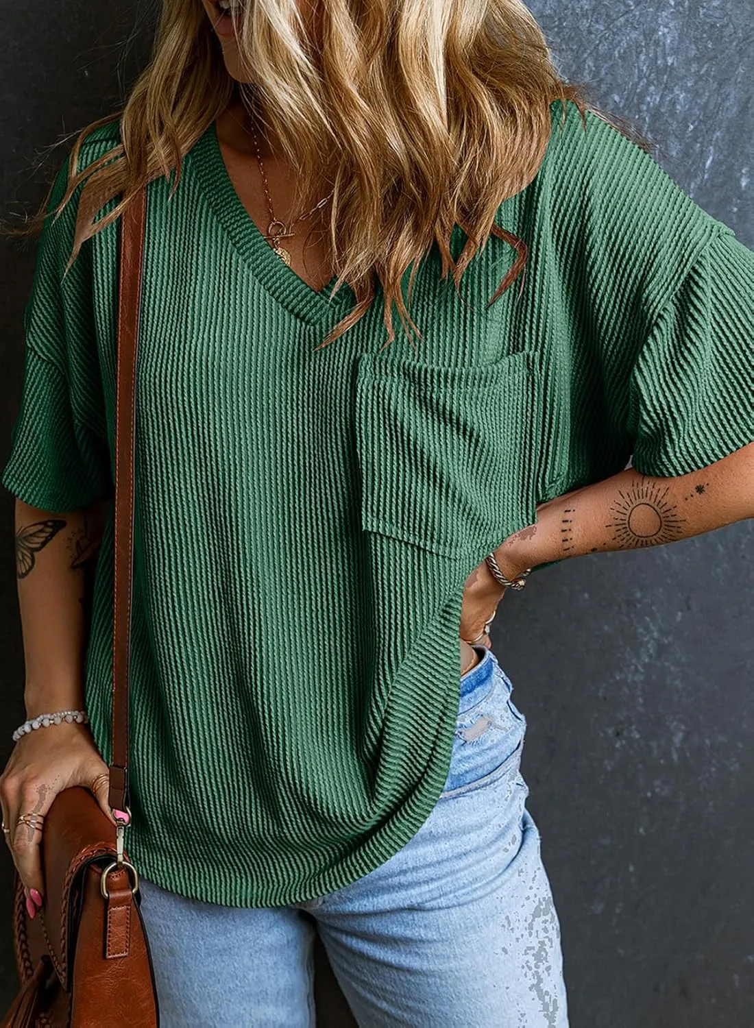 EVALESS Womens Summer Tops Oversized T Shirts Short Sleeve Blouses for Women Dressy Casual Work Outfits